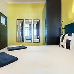 Chiado Bairro Alto, Bright And Newly Renovated 3 Bedroom Apartment, Lisbon Historical Center