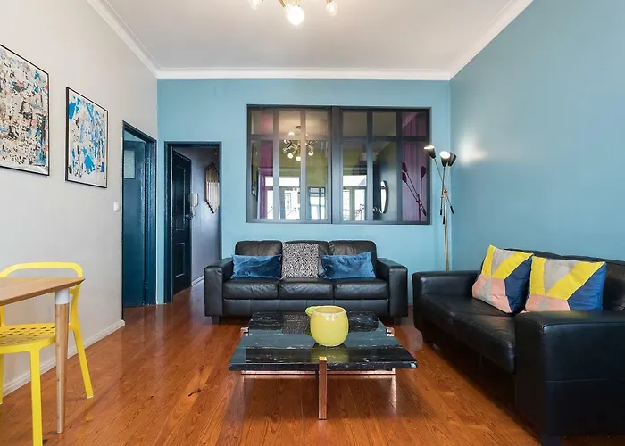 Chiado Bairro Alto, Bright And Newly Renovated 3 Bedroom Apartment, Lisbon Historical Center